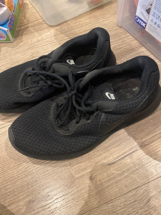 nike strigasko