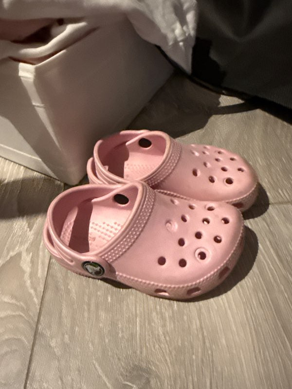 Crocs