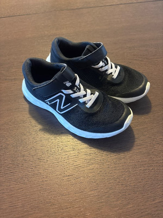 New balance skór