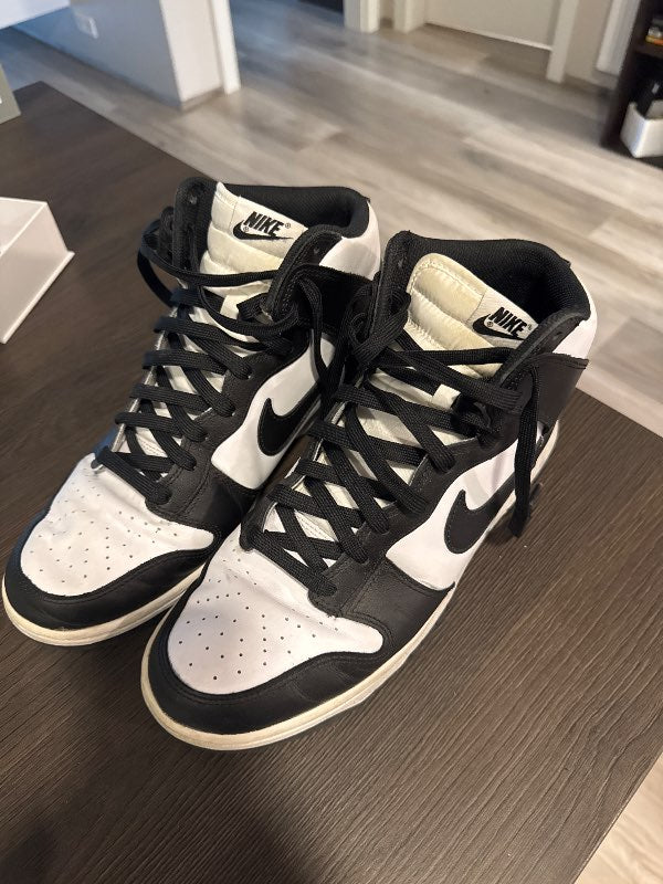 Nike dunk high retro “Panda”
