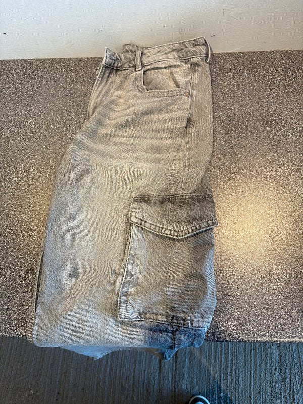Bershka buxur