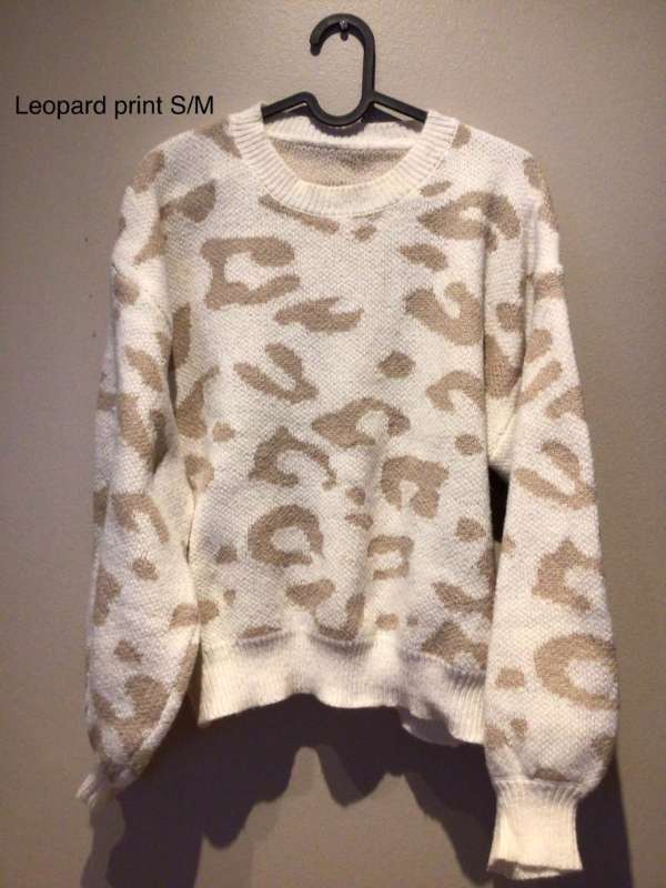 Leopard print peysa S/M