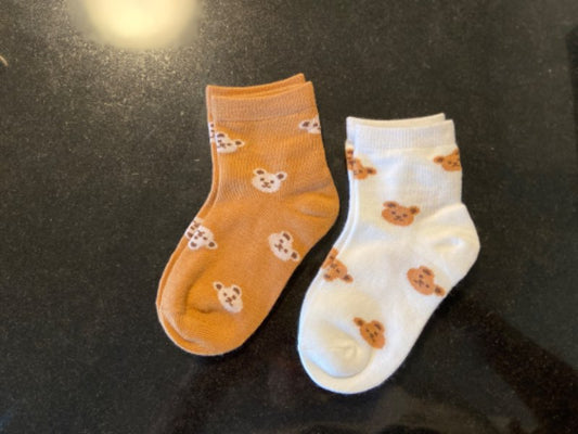 2 pairs bear socks